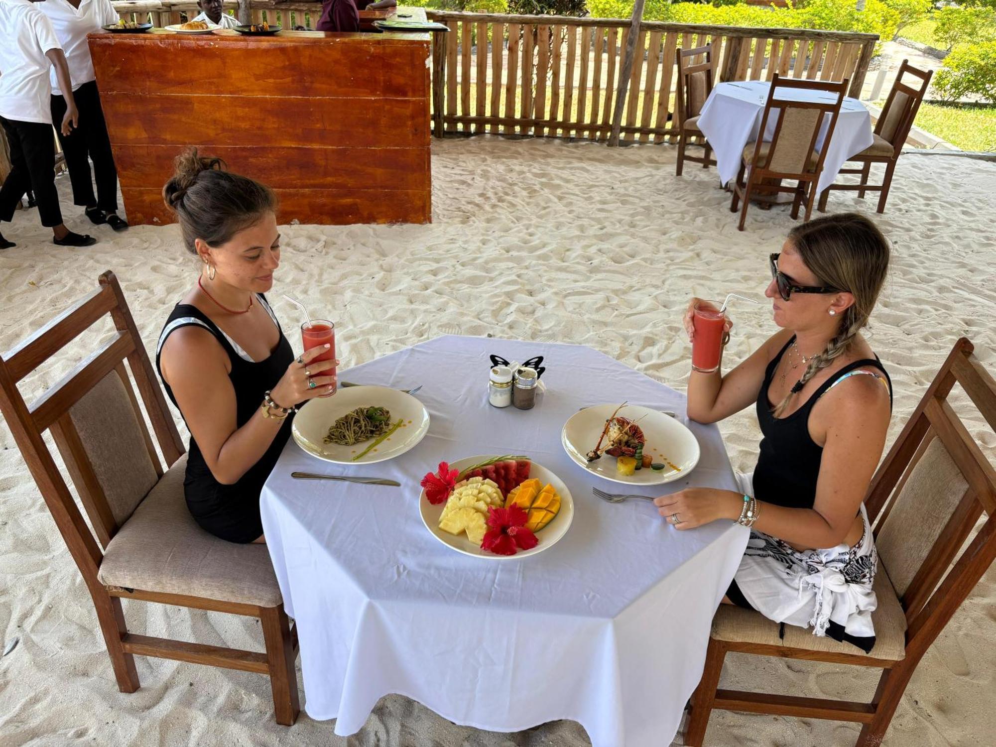 Taj Nungwi Hotel Banda Kuu Extérieur photo