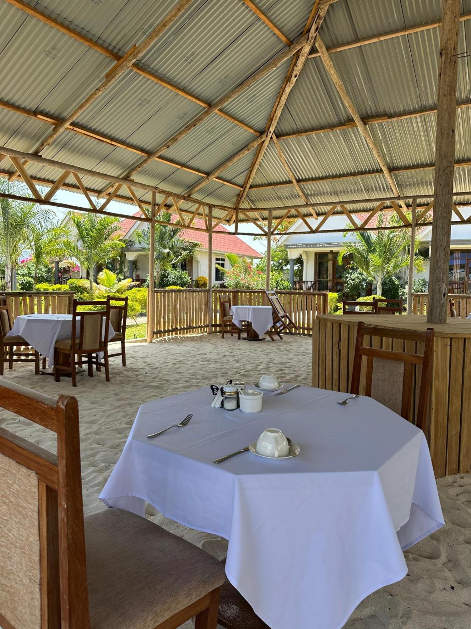 Taj Nungwi Hotel Banda Kuu Extérieur photo